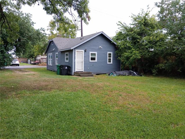 8422 Southview Street, Houston, TX 77051