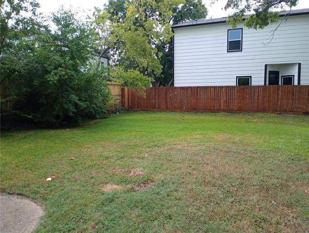 8422 Southview Street, Houston, TX 77051