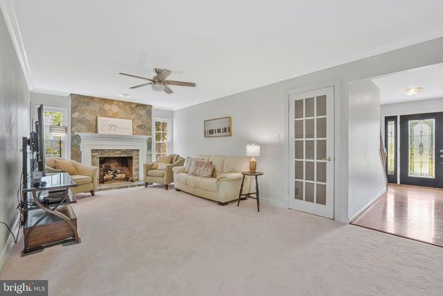 15541 EAGLE TAVERN LN, Centreville, VA 20120