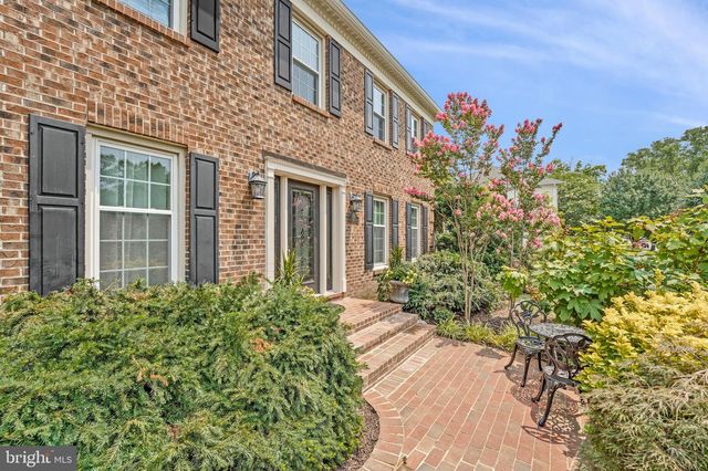 15541 EAGLE TAVERN LN, Centreville, VA 20120