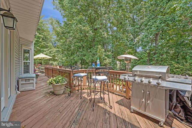 15541 EAGLE TAVERN LN, Centreville, VA 20120