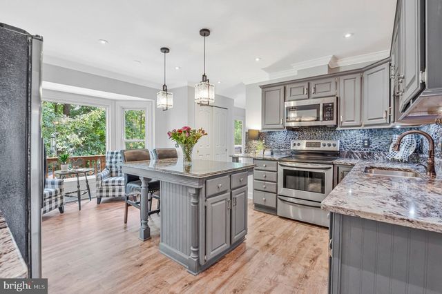 15541 EAGLE TAVERN LN, Centreville, VA 20120
