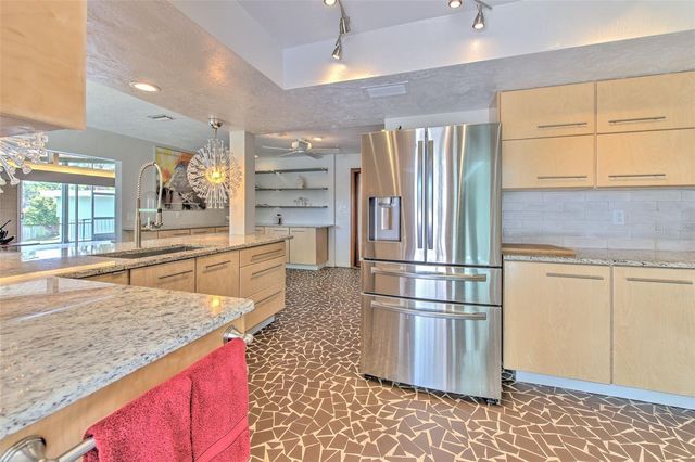 7102 MANDY LANE, New Port Richey, FL 34652
