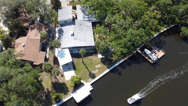 7102 MANDY LANE, New Port Richey, FL 34652