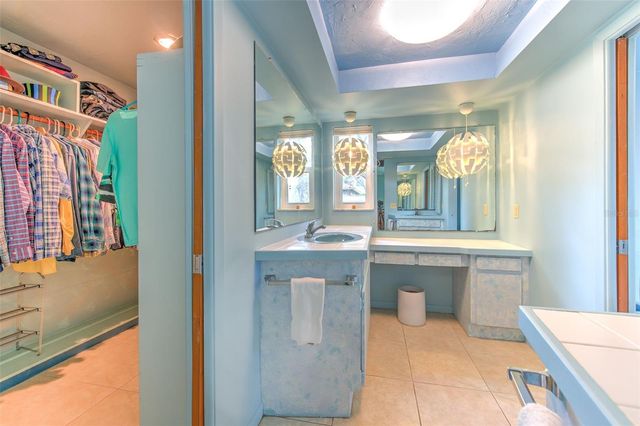 7102 MANDY LANE, New Port Richey, FL 34652