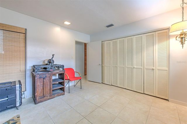 7102 MANDY LANE, New Port Richey, FL 34652