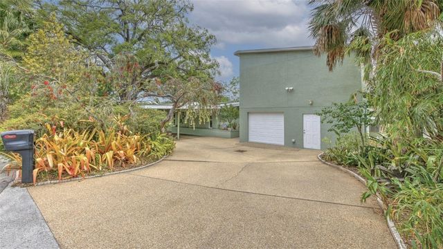 7102 MANDY LANE, New Port Richey, FL 34652