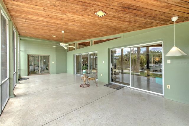 7102 MANDY LANE, New Port Richey, FL 34652
