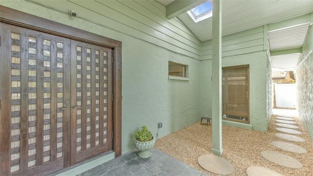 7102 MANDY LANE, New Port Richey, FL 34652