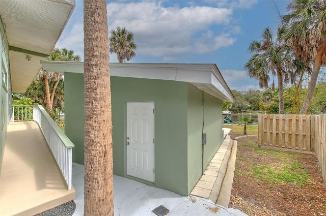7102 MANDY LANE, New Port Richey, FL 34652