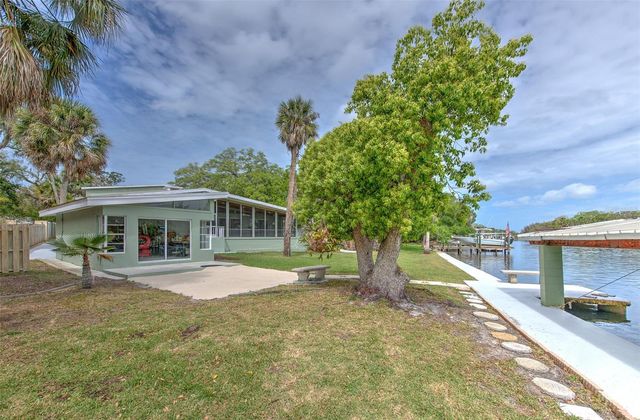 7102 MANDY LANE, New Port Richey, FL 34652
