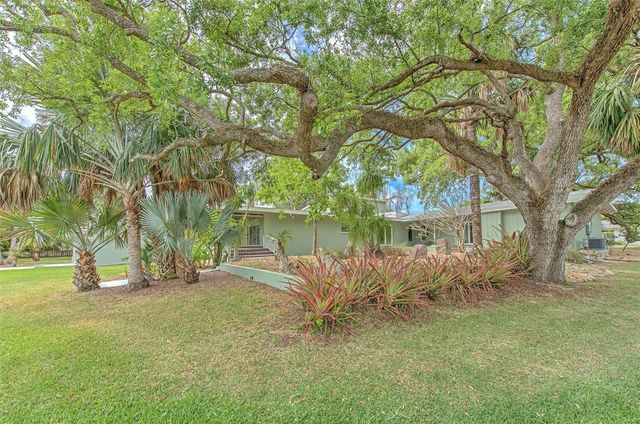 7102 MANDY LANE, New Port Richey, FL 34652