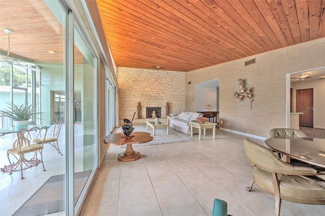 7102 MANDY LANE, New Port Richey, FL 34652