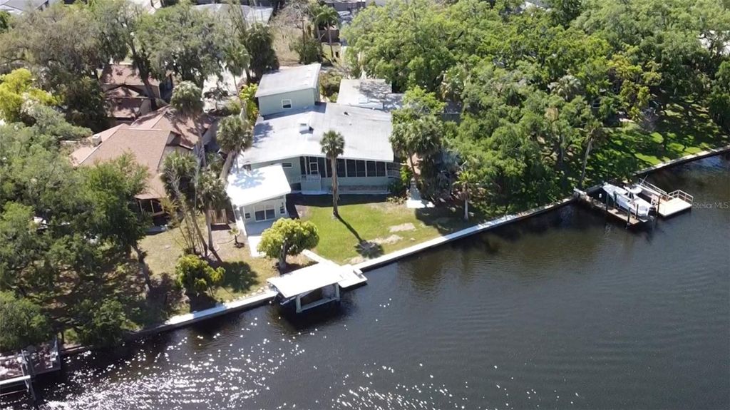 7102 MANDY LANE, New Port Richey, FL 34652