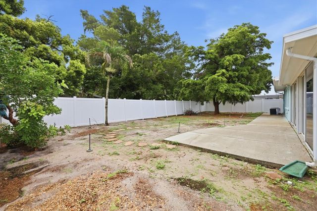 4219 DEERFIELD DRIVE, Sarasota, FL 34233
