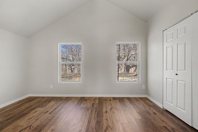 232 Spring Valley Circle, Azle, TX 76020