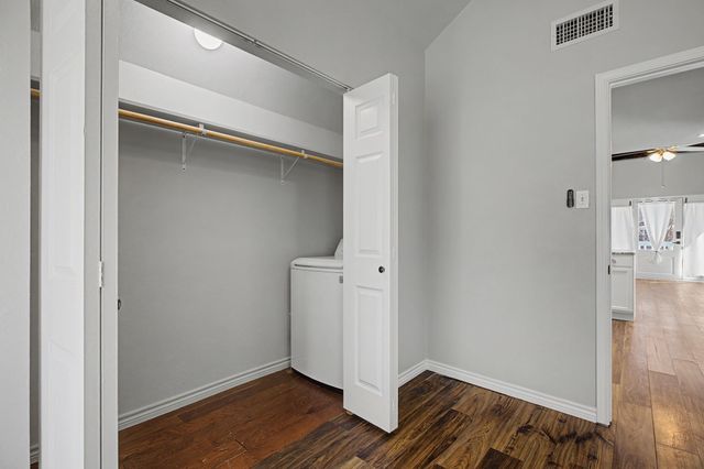 232 Spring Valley Circle, Azle, TX 76020