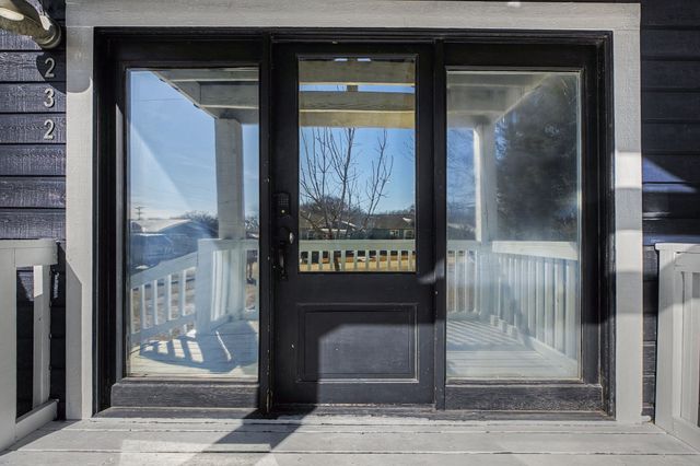 232 Spring Valley Circle, Azle, TX 76020