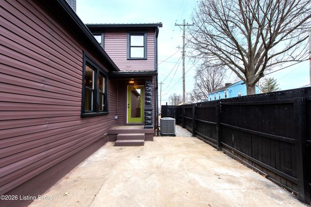 951 Mulberry St, Louisville, KY 40217