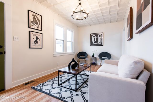 951 Mulberry St, Louisville, KY 40217