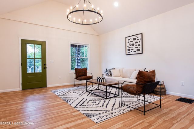 951 Mulberry St, Louisville, KY 40217