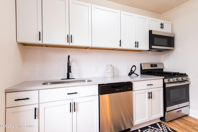 951 Mulberry St, Louisville, KY 40217