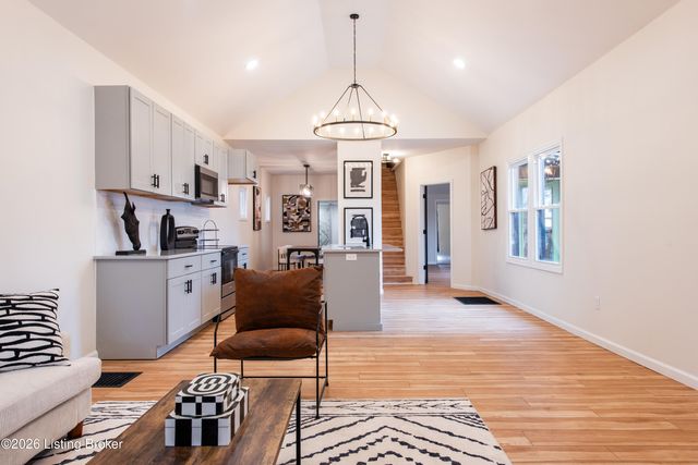 951 Mulberry St, Louisville, KY 40217