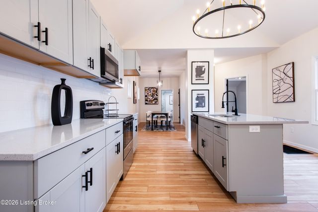 951 Mulberry St, Louisville, KY 40217