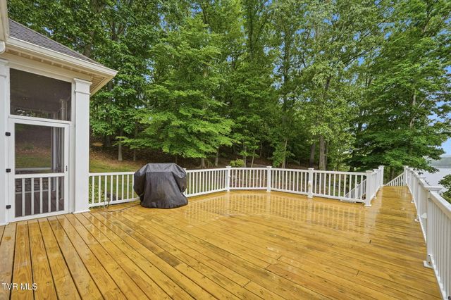 9 Thunder Bay Drive, Gray, TN 37615