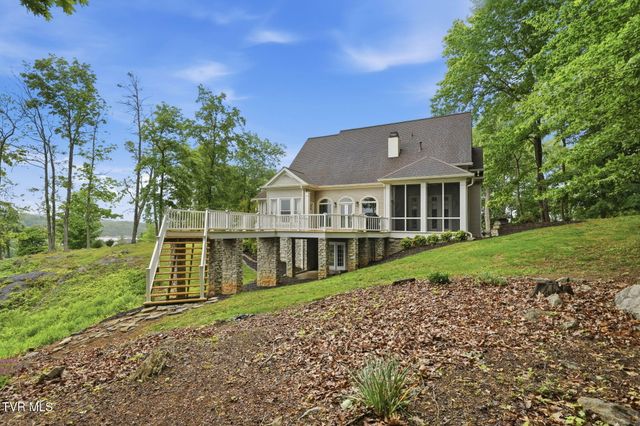 9 Thunder Bay Drive, Gray, TN 37615