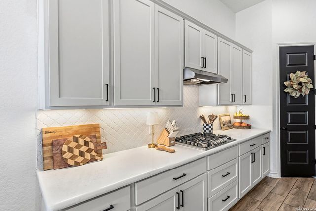 1629 Craftsman, New Braunfels, TX 78132