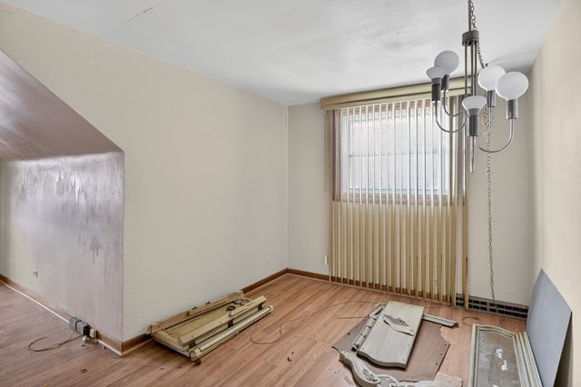 8330 S Essex Avenue, Chicago, IL 60617