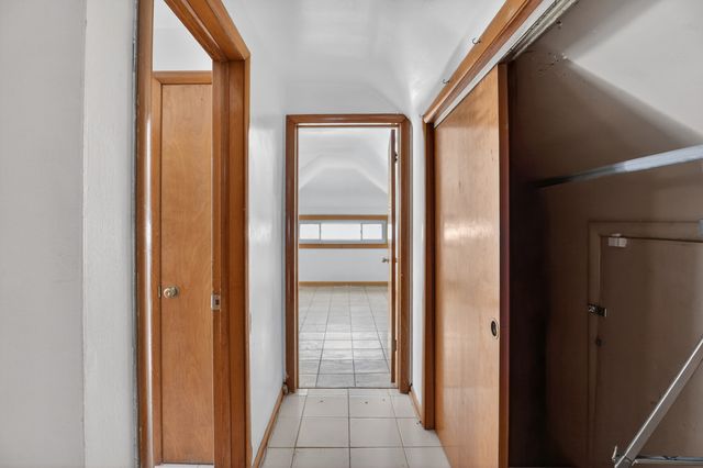 8330 S Essex Avenue, Chicago, IL 60617