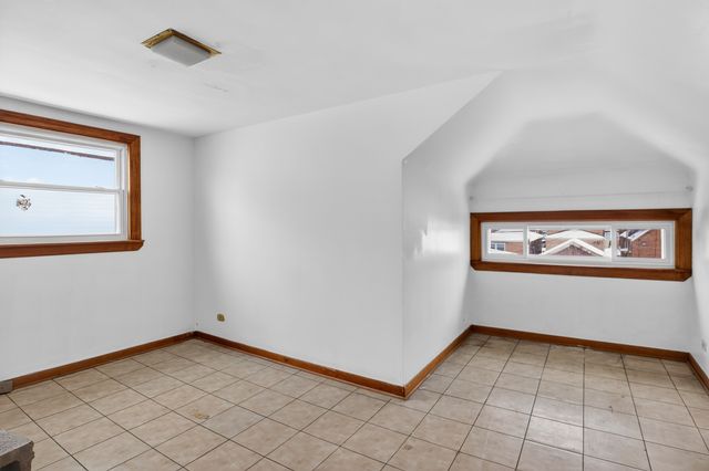 8330 S Essex Avenue, Chicago, IL 60617