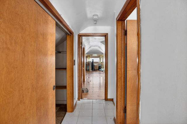 8330 S Essex Avenue, Chicago, IL 60617