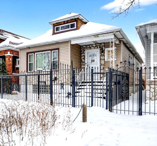 8330 S Essex Avenue, Chicago, IL 60617