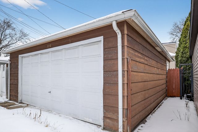 8330 S Essex Avenue, Chicago, IL 60617