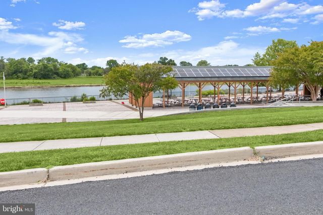 4007 LAWRENCE ST, Brentwood, MD 20722