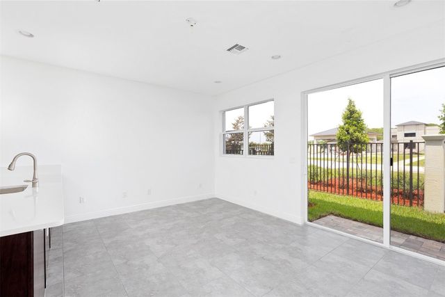 6937 Pines Circle 17, Coconut Creek, FL 33073