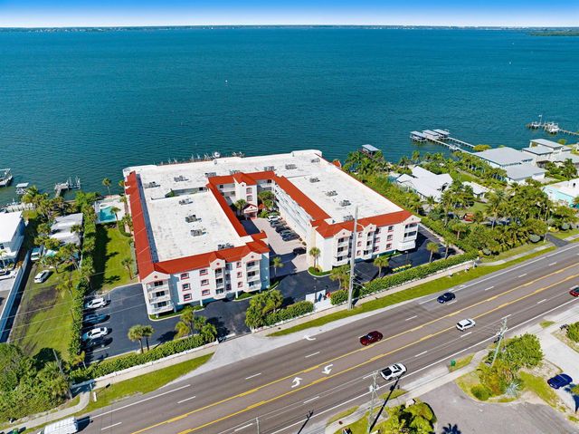 3360 S Atlantic Avenue 304, Cocoa Beach, FL 32931