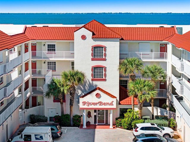 3360 S Atlantic Avenue 304, Cocoa Beach, FL 32931