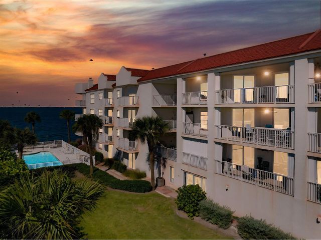 3360 S Atlantic Avenue 304, Cocoa Beach, FL 32931