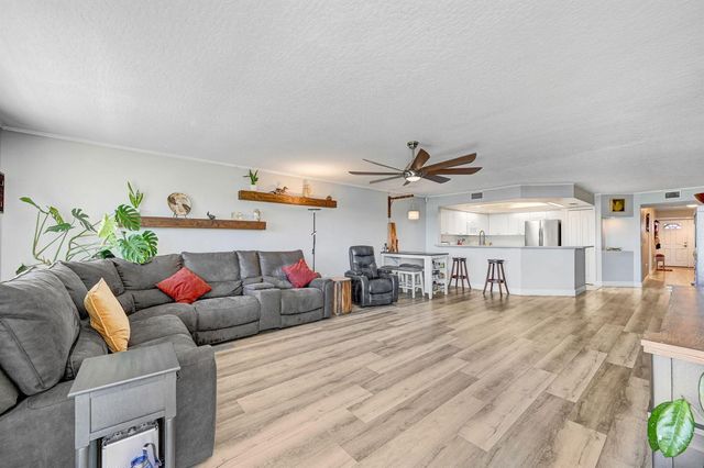 3360 S Atlantic Avenue 304, Cocoa Beach, FL 32931