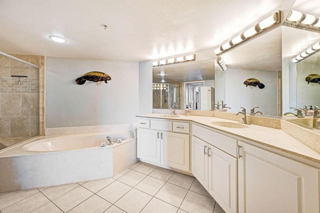 3360 S Atlantic Avenue 304, Cocoa Beach, FL 32931