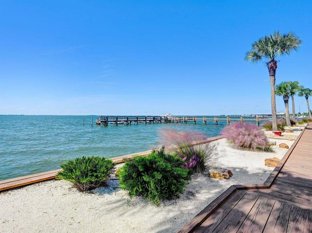 3360 S Atlantic Avenue 304, Cocoa Beach, FL 32931