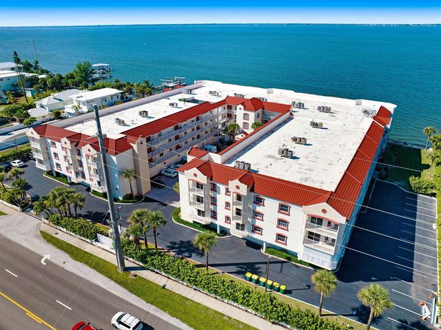 3360 S Atlantic Avenue 304, Cocoa Beach, FL 32931