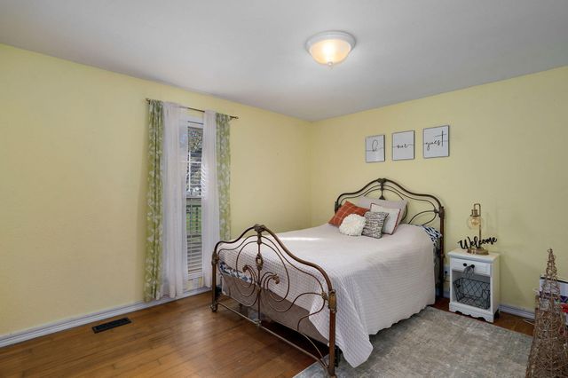 12272 Lawrence 2220, Verona, MO 65769