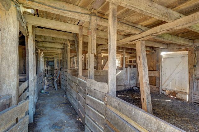 12272 Lawrence 2220, Verona, MO 65769