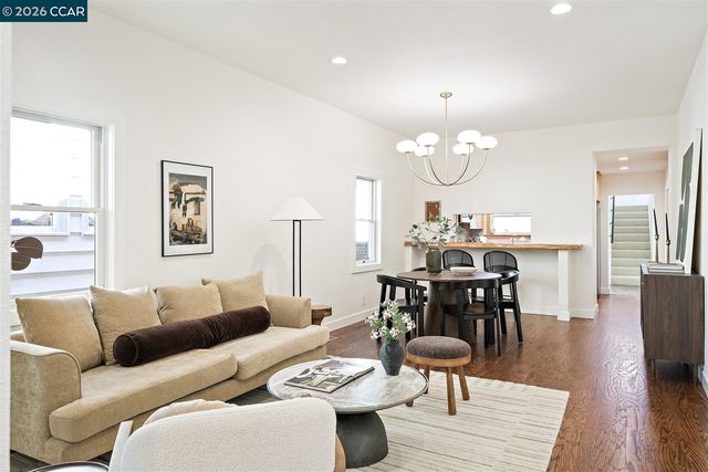 2703 Mathews St, Berkeley, CA 94702