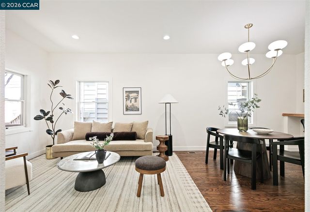 2703 Mathews St, Berkeley, CA 94702